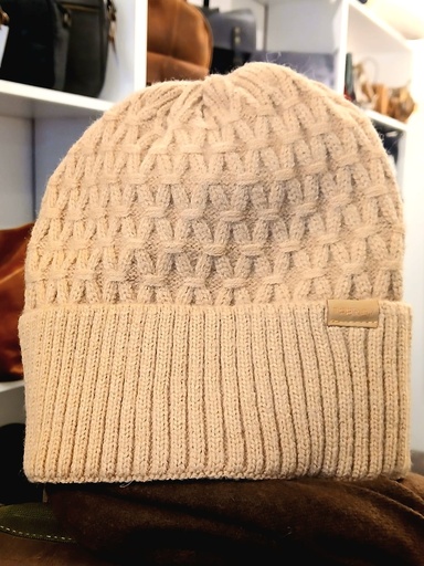 [1085] Gorro Trenzado Trendy c/Piel