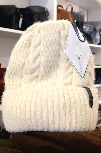 [0003] Gorro Trenzado Amayra c/Piel